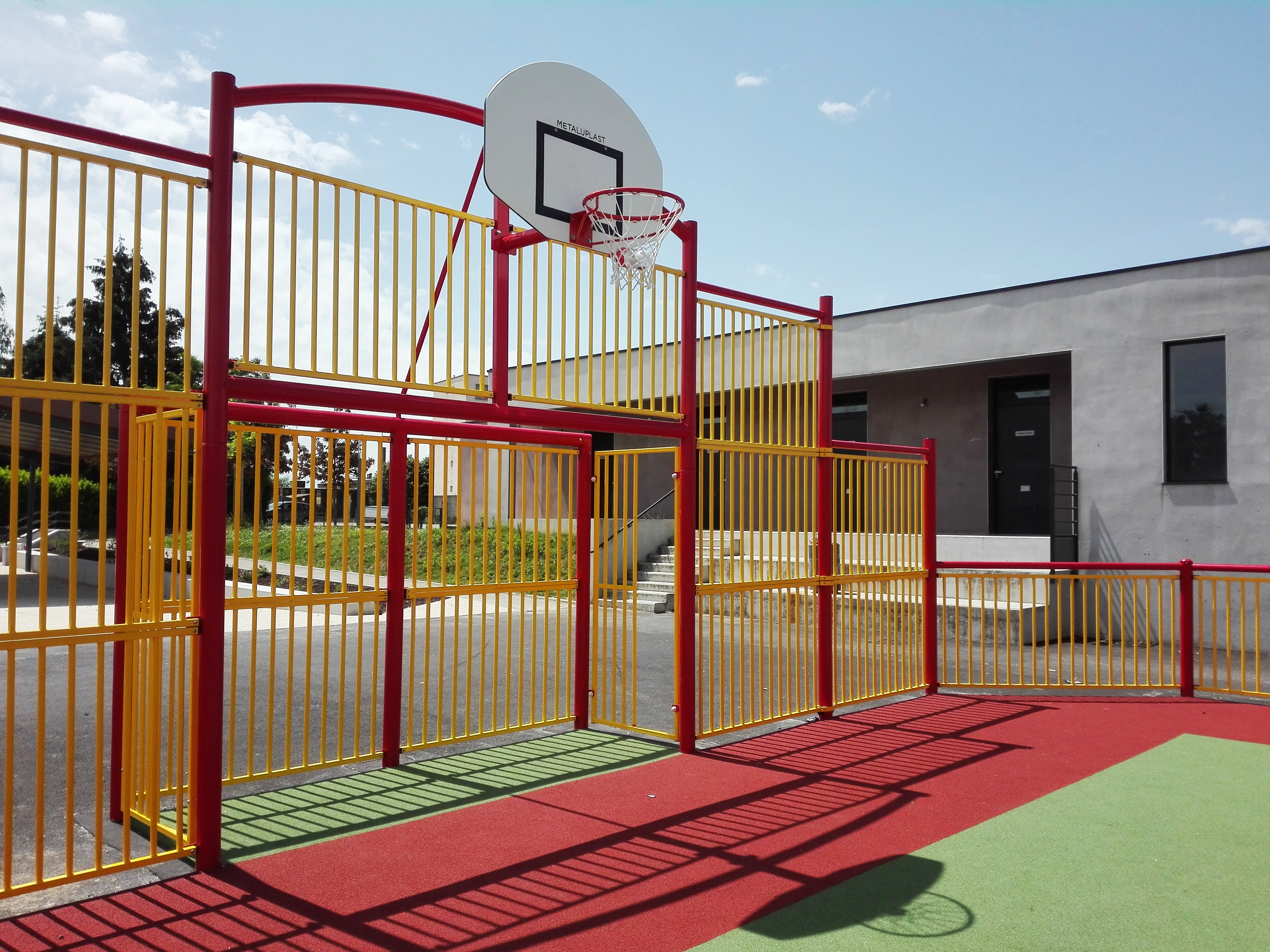 Aire de jeux enfants